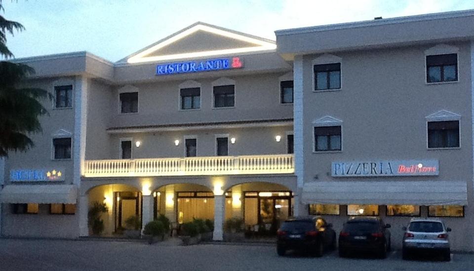 Hotel Belfiore Salzano Exterior foto